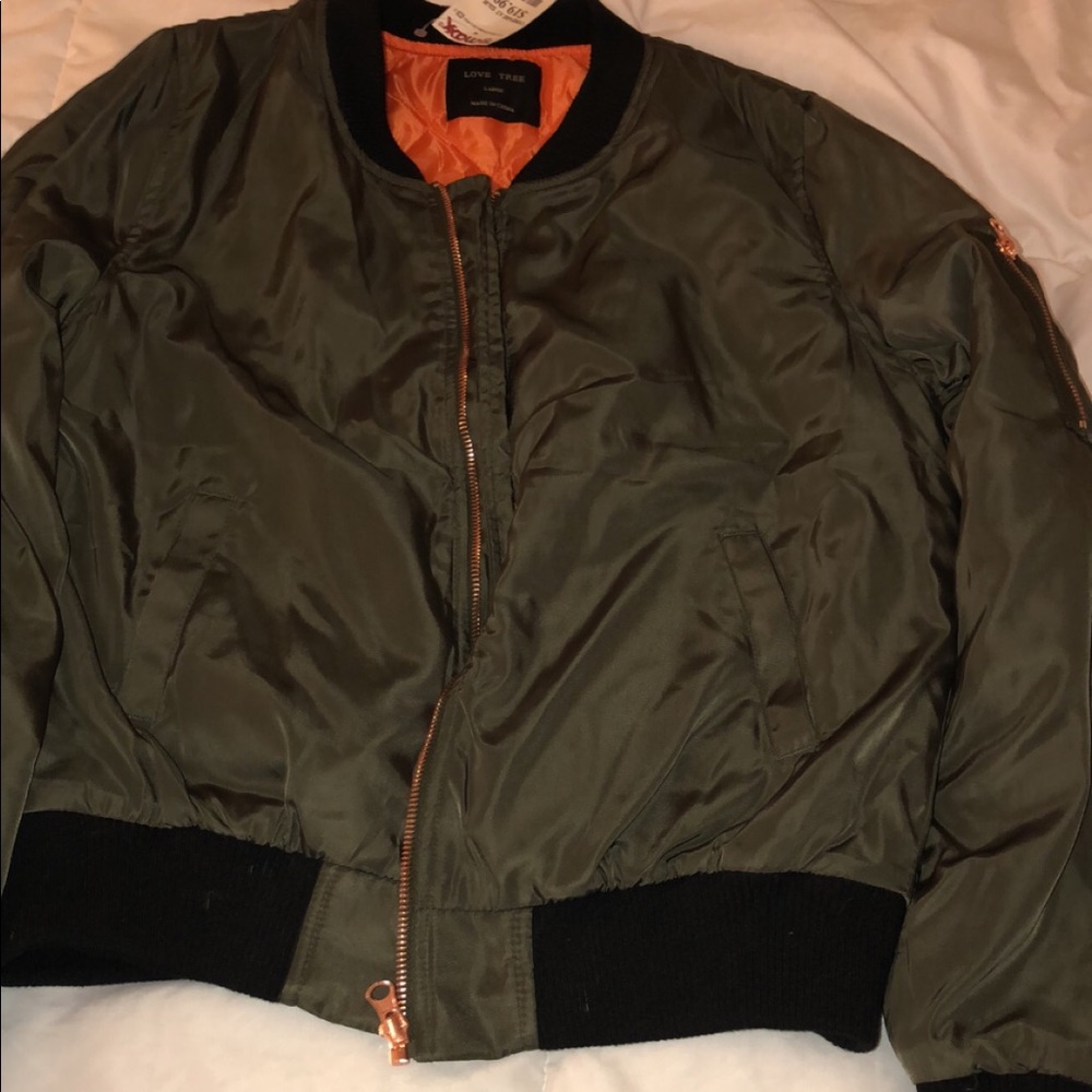 Bomber jacket